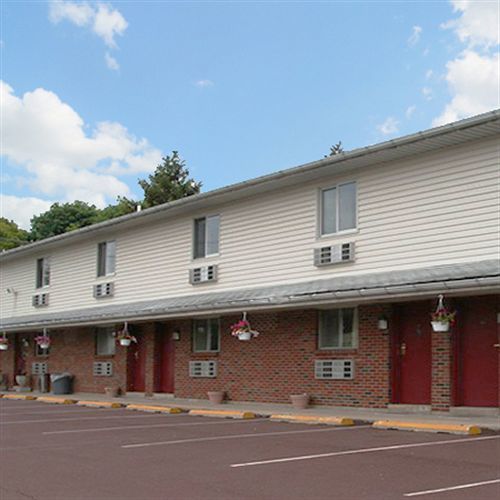 Knights Inn Center Valley Bagian luar foto